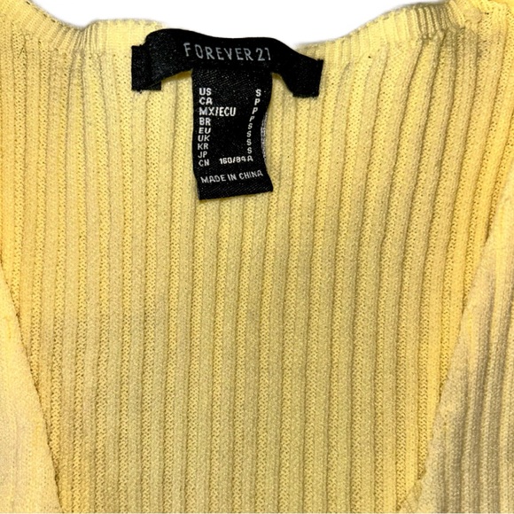 Forever 21 Long Sleeve Crop Top - Picture 6 of 7